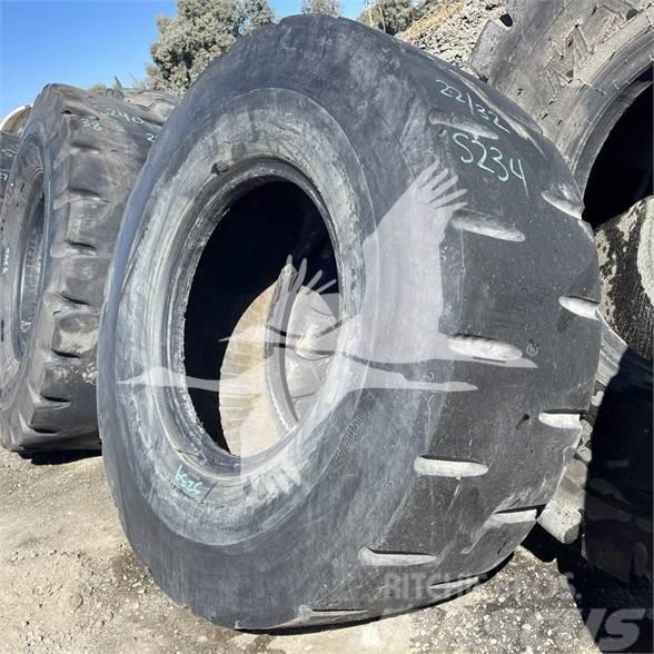 Bridgestone 17.5R25 Däck, hjul och fälgar