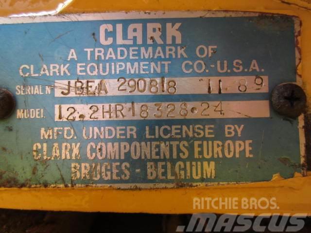  Transmission Clark ex. Manitou MT430 CPDS Transmission