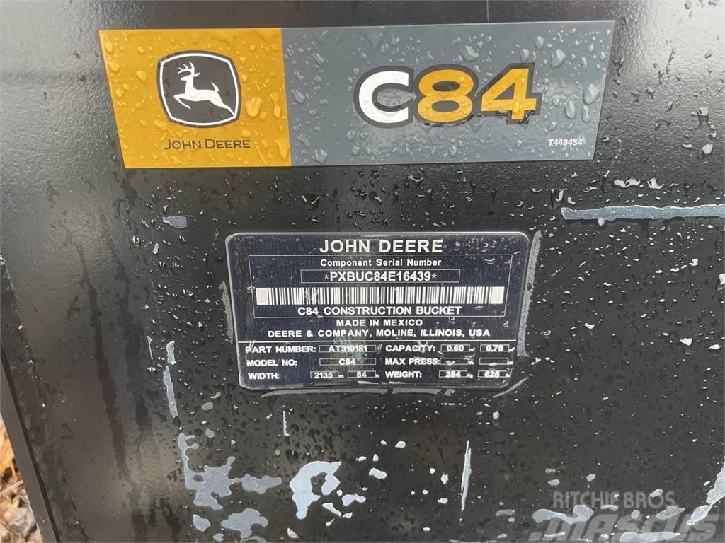 John Deere C84 Övrigt