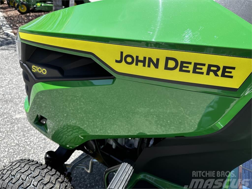 John Deere S100 Åkgräsklippare