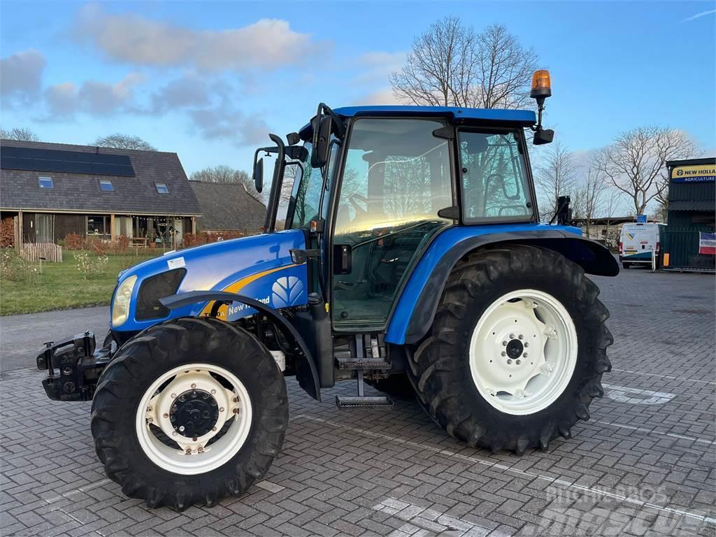 New Holland TL90A Traktorer