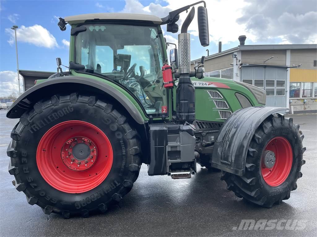 Fendt 700 724 VARIO Traktorer
