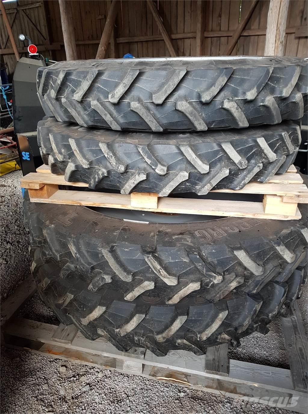 Trelleborg 270/85X R48 230/95 XR36 Däck, hjul och fälgar