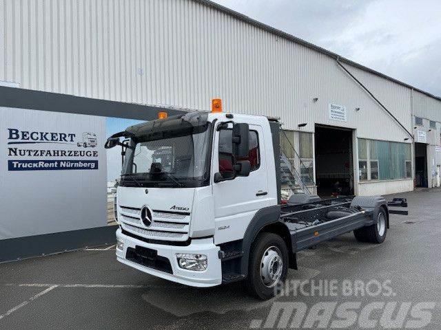 Mercedes-Benz Atego 1624 L*Fahrgestell*3 Sitze*Klima*16 To*Nav Chassier