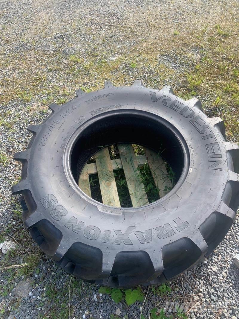  Däck 380/85 R24 Vredestein Däck, hjul och fälgar