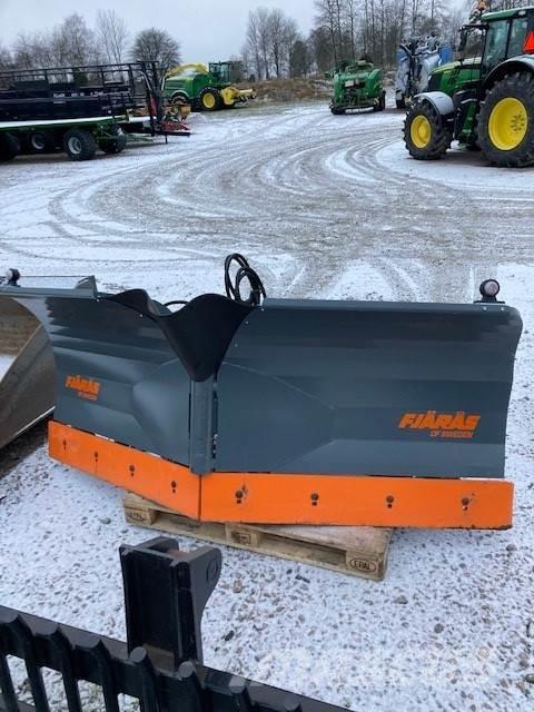 Fjärås VP245 VIKPLOG TEREX FÄSTE Snöblad och plogar