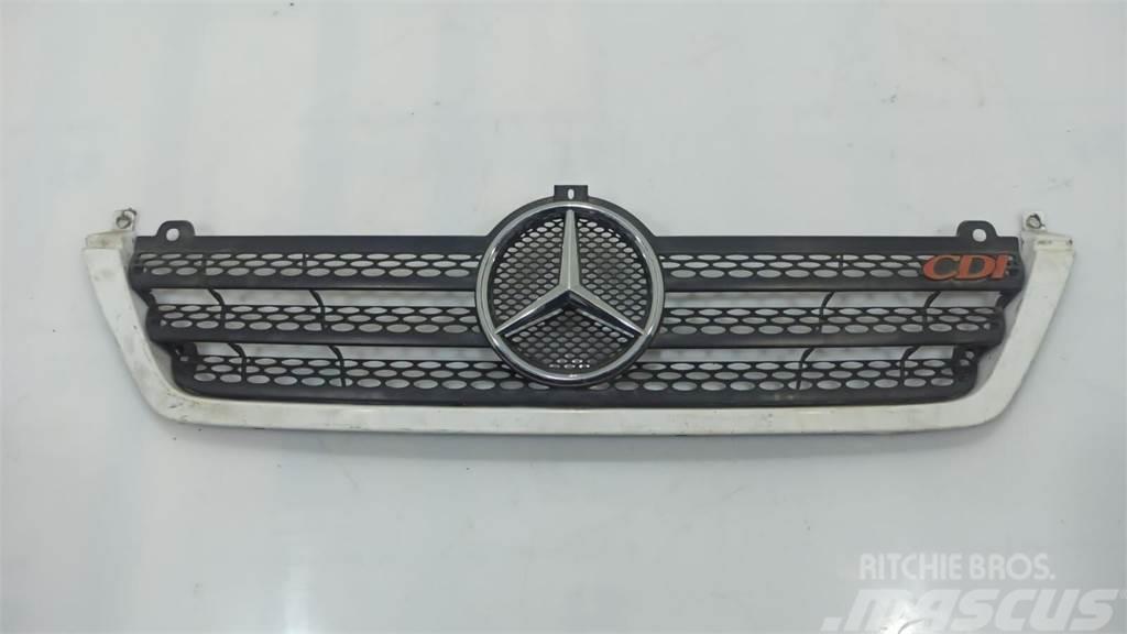 Mercedes-Benz Sprinter CDI 1995-2006 Hytter och interiör