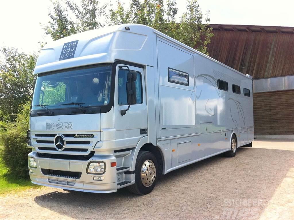Mercedes-Benz Actros Horse transporter Djurtransporter