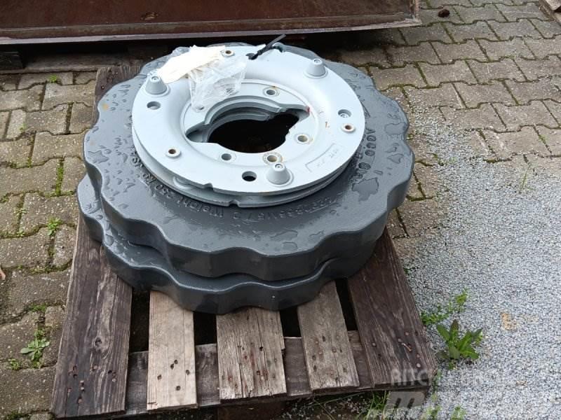 Massey Ferguson Radgewicht 250 kg Däck, hjul och fälgar