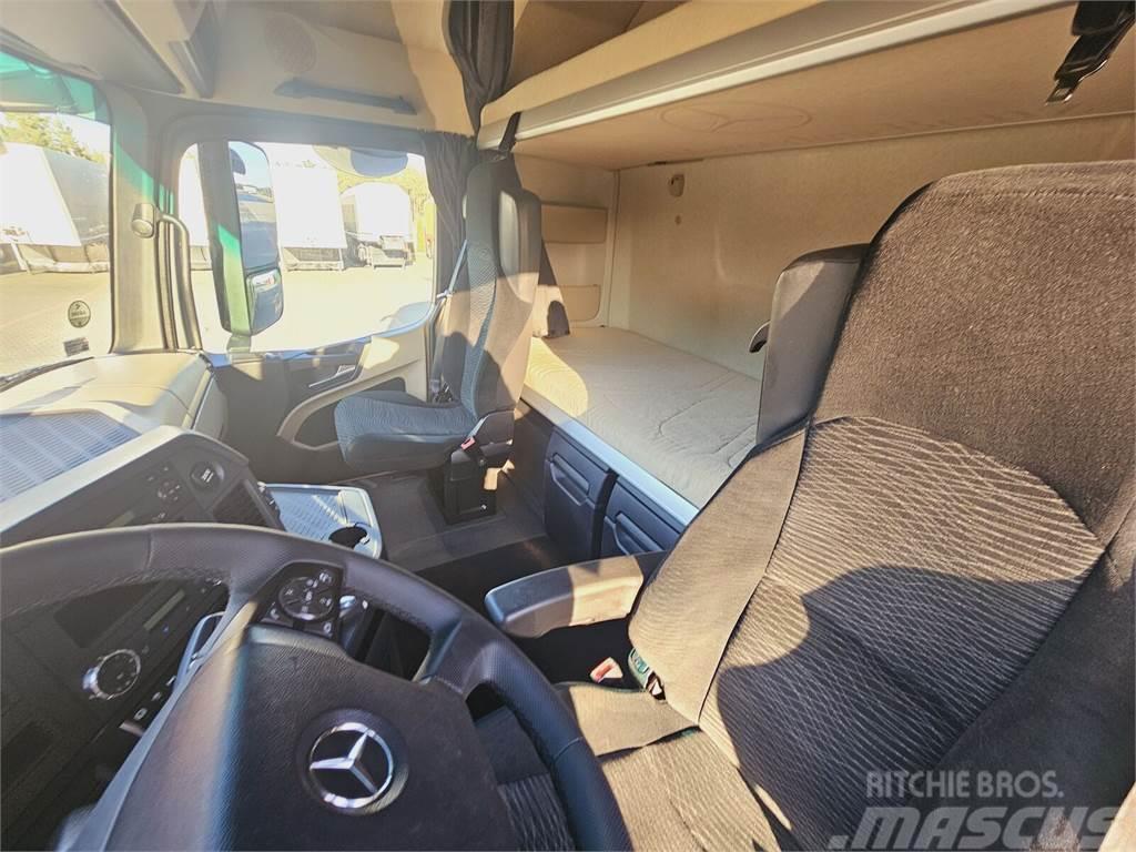 Mercedes-Benz ACTROS 1843 / STREAM SPACE / EURO 6 / 2015 ROK Dragbilar