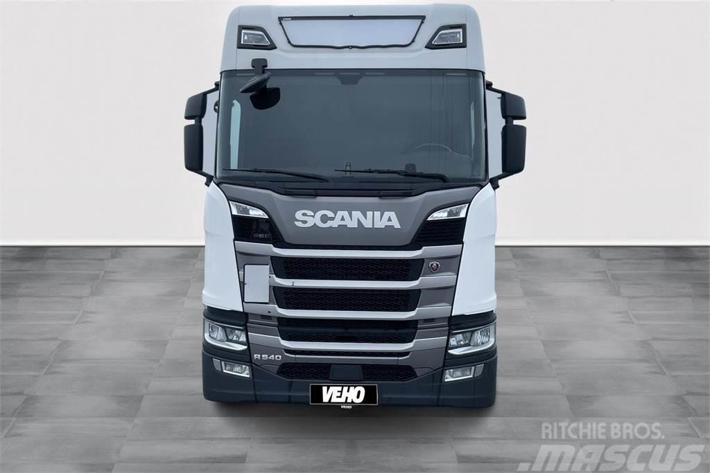 Scania R540 6x2 hydrauliikka Dragbilar