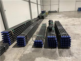 Vermeer D24x40 Drill pipes