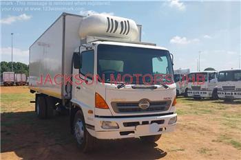 Hino 500, 1626, WITH INSULATED BODY & TRANSFRIG MT450