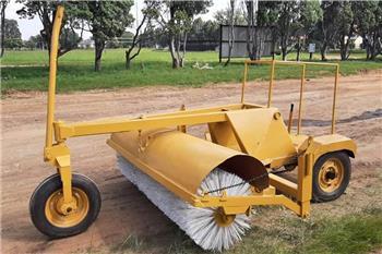  Macnay Mechanical Road Broom Sweeper
