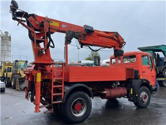 Palfinger PK17000LA Crane with Outriggers 4x and winch Good