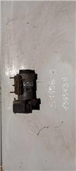 Scania R124.420 brake main valve 1385439