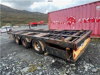 Istrail flatbed trailer. Rep object.