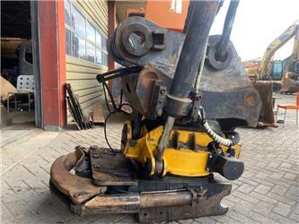 Engcon SMP Tiltrotator With 2 x Bucket Pensize 90