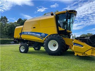 New Holland TC4.90 RS 15’