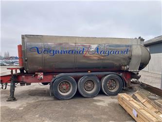 Kel-Berg Asphalt drawbar trailer + asphalt truck load