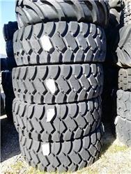 Goodyear 17.5R25 SOLIDS for scap