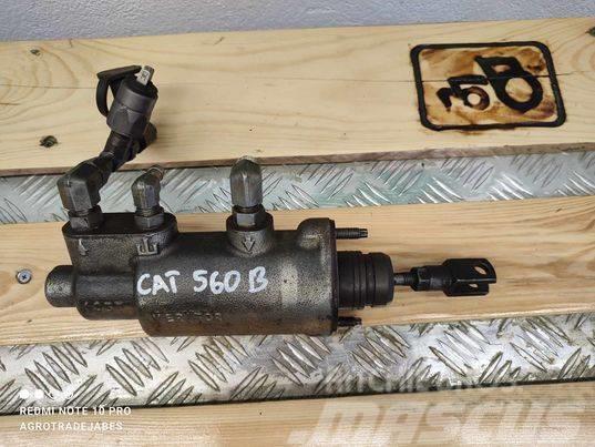 CAT TH 560B brake pump Bromsar