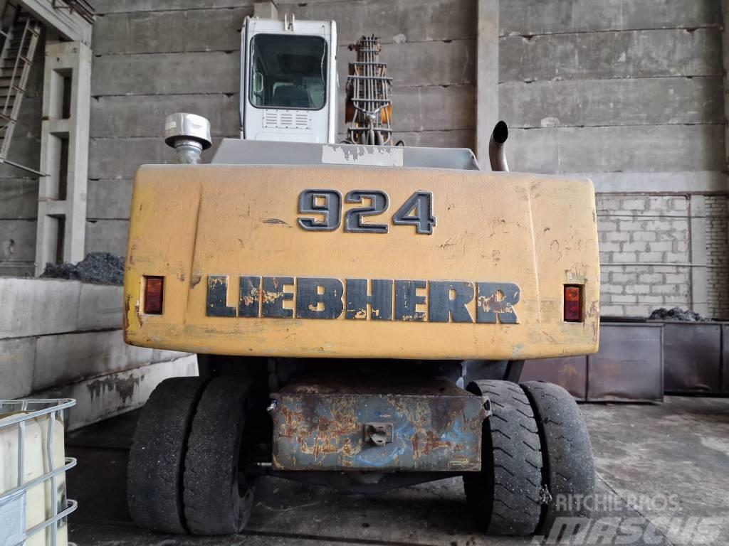 Liebherr A 924 BHD Litronic Avfalls / industri hantering