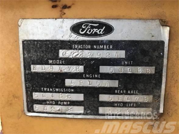 Ford 445A Hjullastare