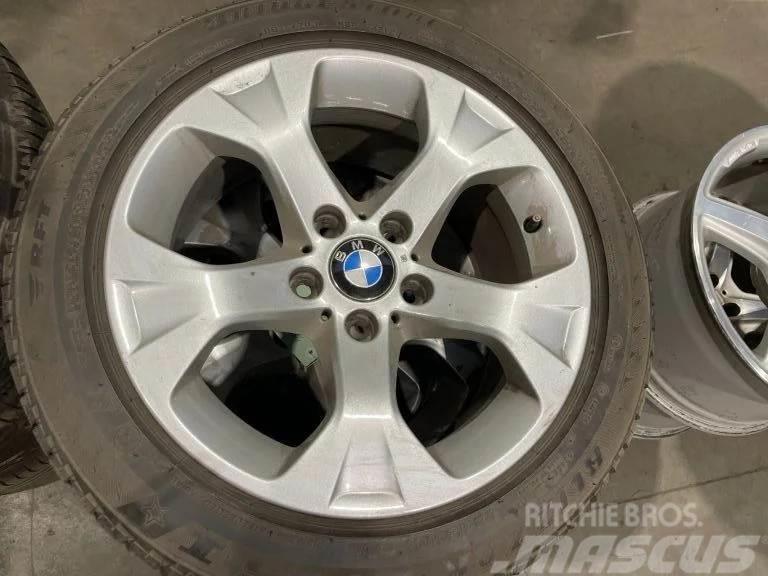 BMW *BMW velgen met Brigdestone banden *225/50 R17 Däck, hjul och fälgar