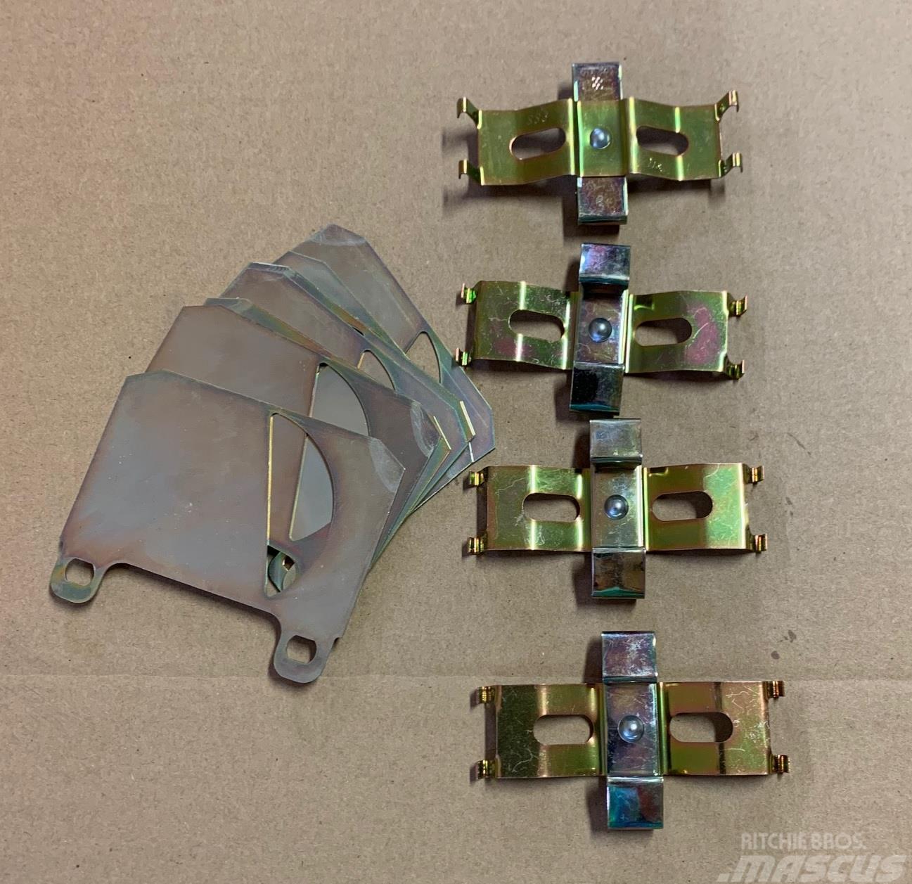Deutz-Fahr Brake pad fixing kit 04349607, 0434 9607, 4349607 Bromsar