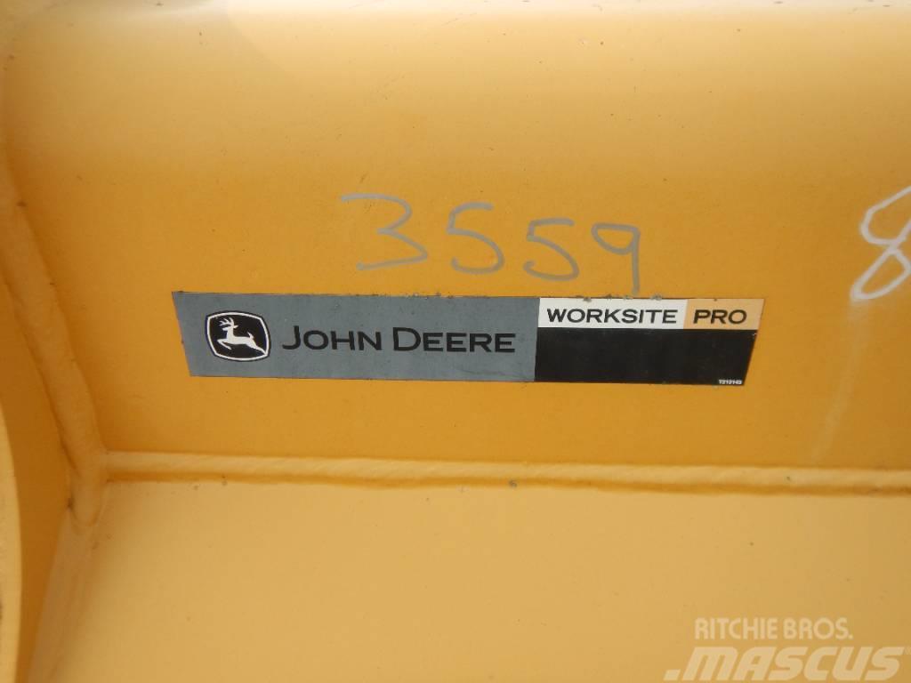 John Deere AT340424 Skopor