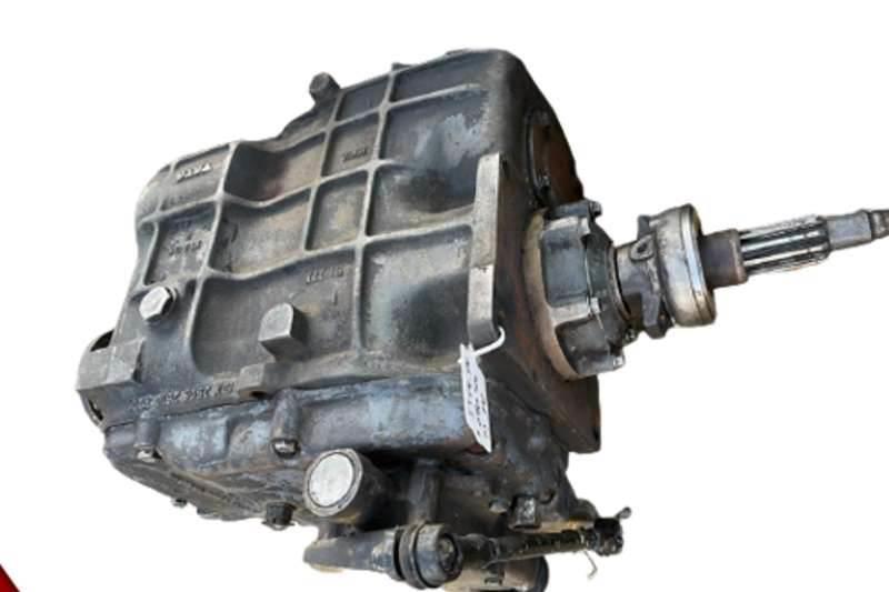 Tata LPT 713 G40 Used Gearbox Övriga bilar