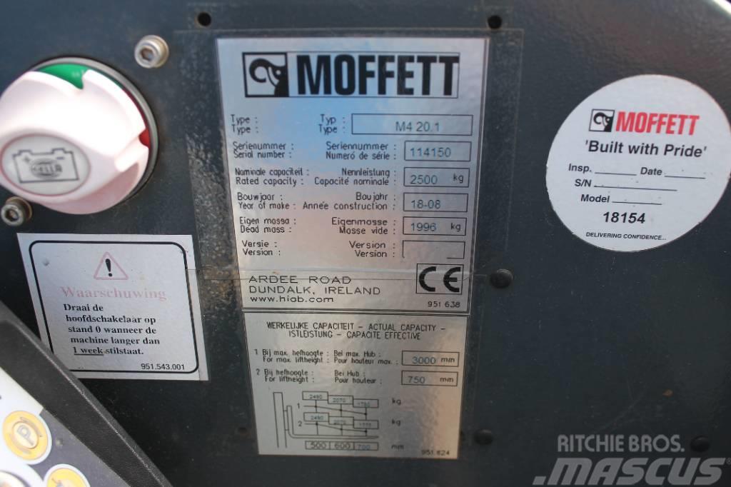 Moffett M4 20.1 Fordonstruckar