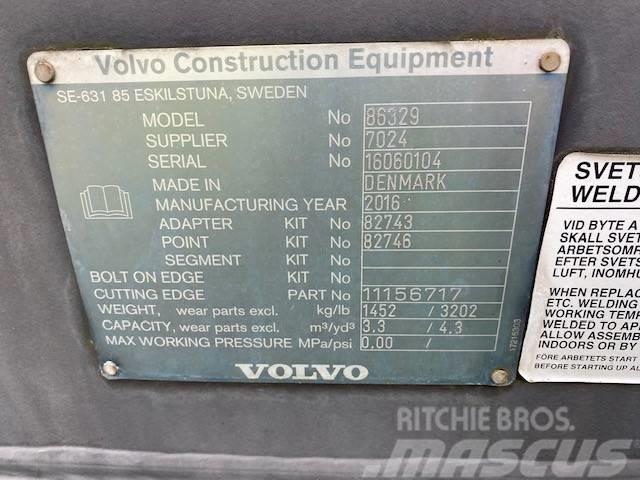 Volvo 3.0 m Schaufel / bucket (99002538) Skopor