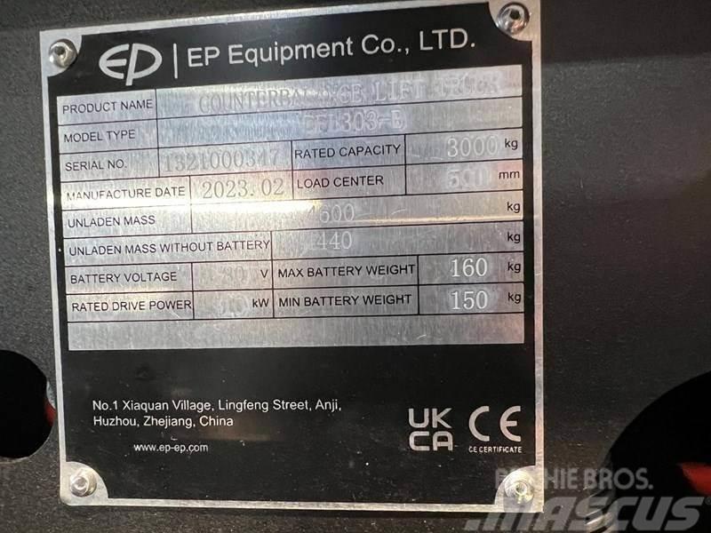 EP EFL303-B met een hefhoogte van 4,8 meter Elmotviktstruckar