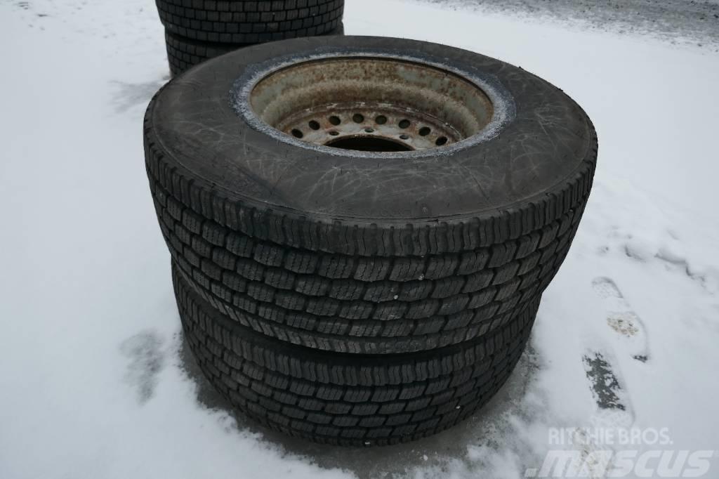  Vinterdäck 385 Michelin Däck, hjul och fälgar