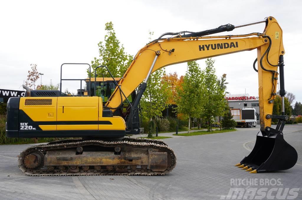 Hyundai HX220NL crawler excavator / 22t / y.2019 / 2700mth Bandgrävare