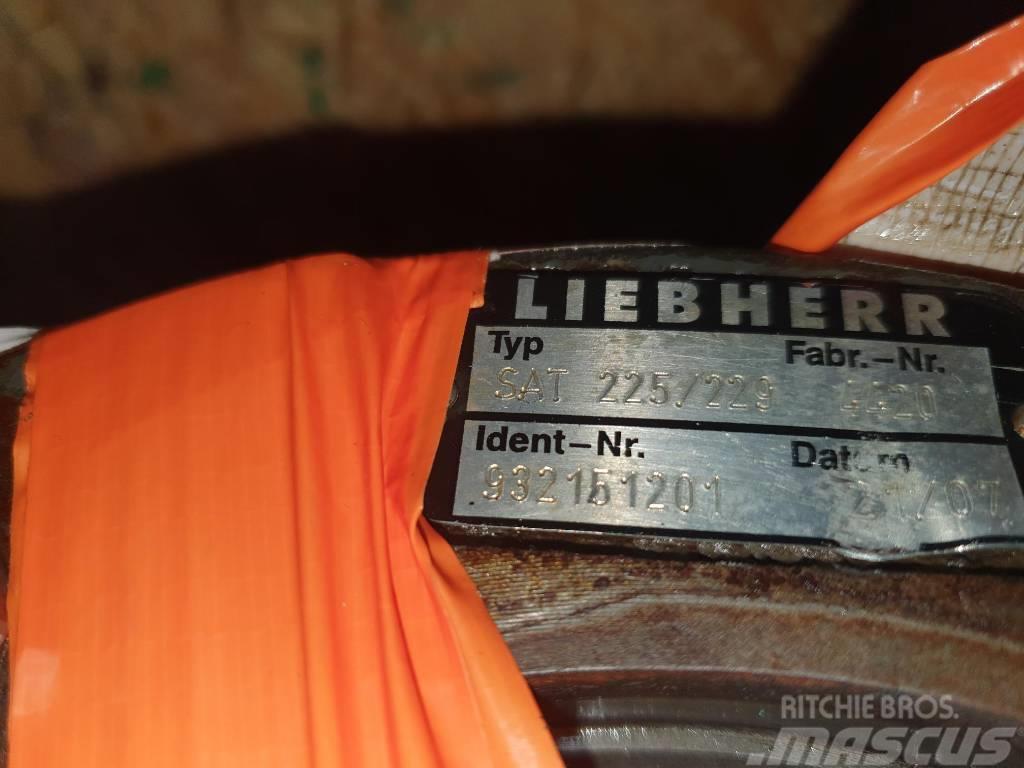 Liebherr SAT 225/229 Chassi och upphängning