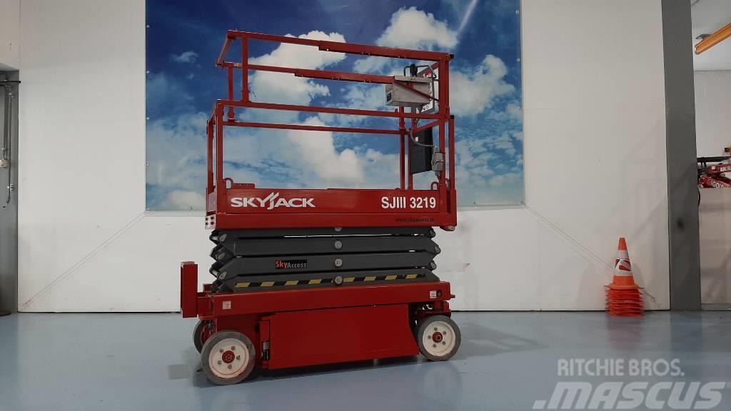 SkyJack SJIII 3219 Saxliftar