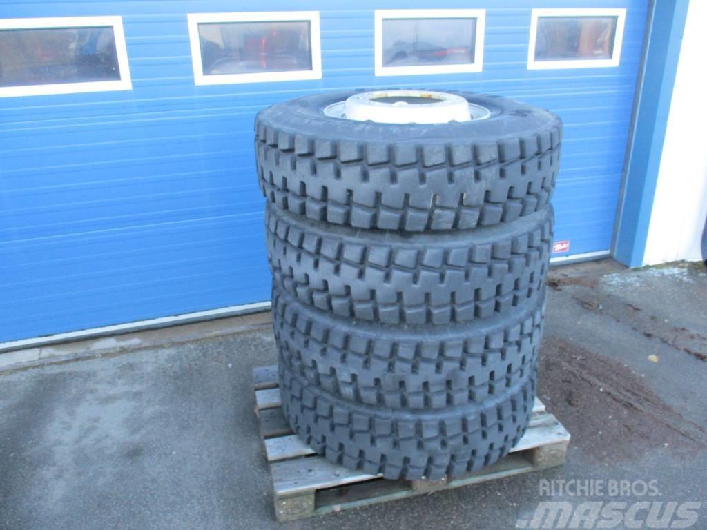 Michelin Goodyear  Continental 315/8R22,5 Däck, hjul och fälgar