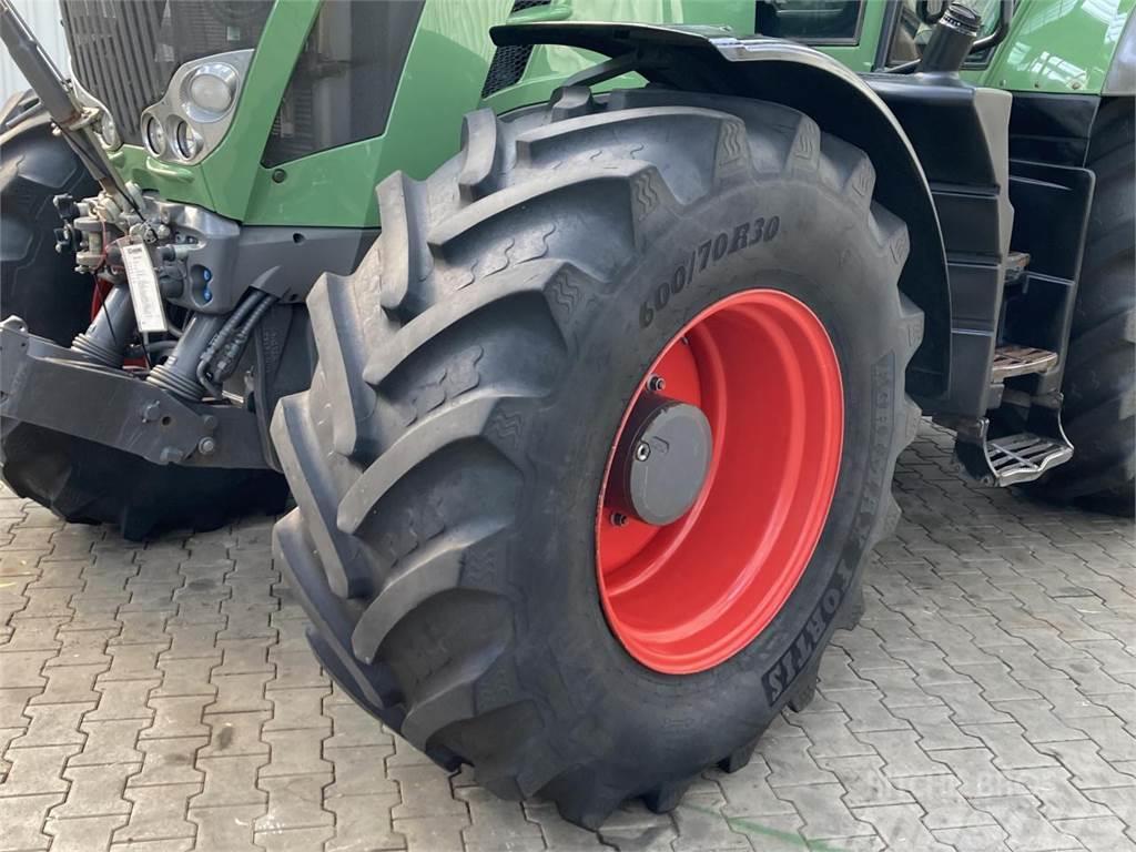 Fendt 826 Profi Plus Traktorer
