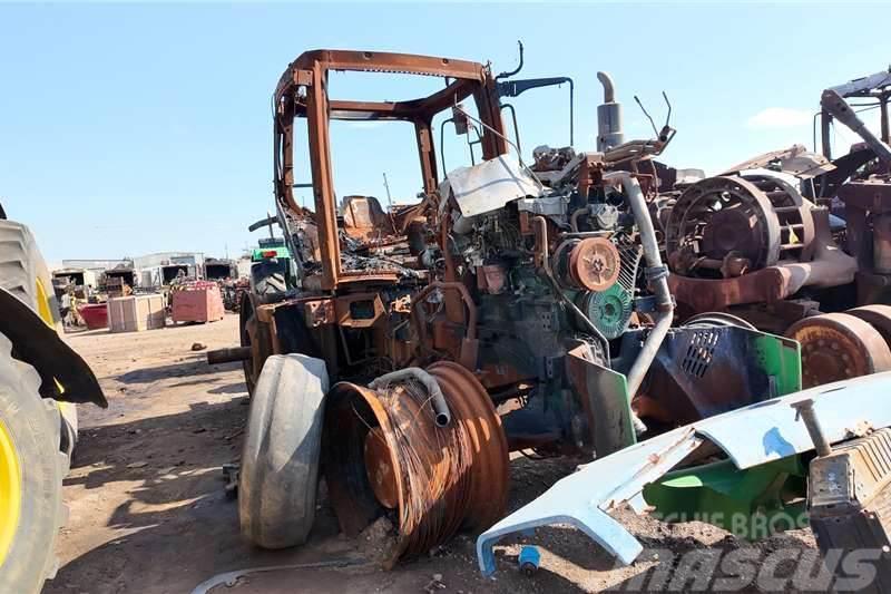 John Deere JD 8530 TractorÂ Now stripping for spares. Traktorer