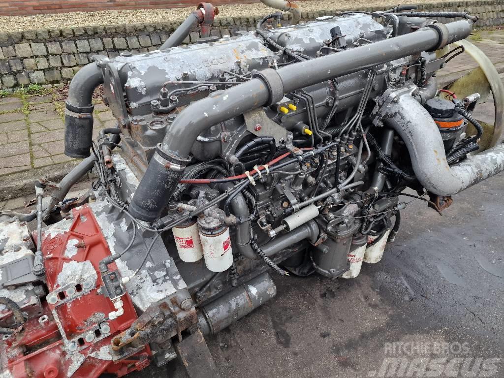 Iveco EUROSTAR 8210 Motorer