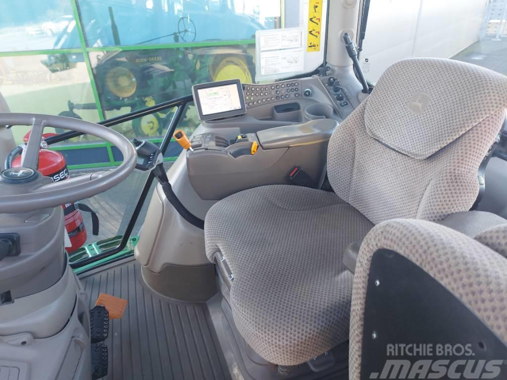 John Deere 6210 R Traktorer