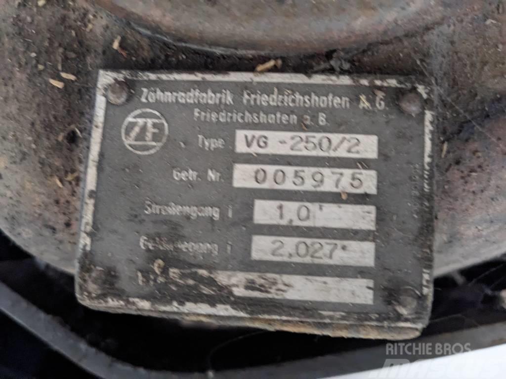 ZF Verteilergetriebe VG-250/2 Växellådor