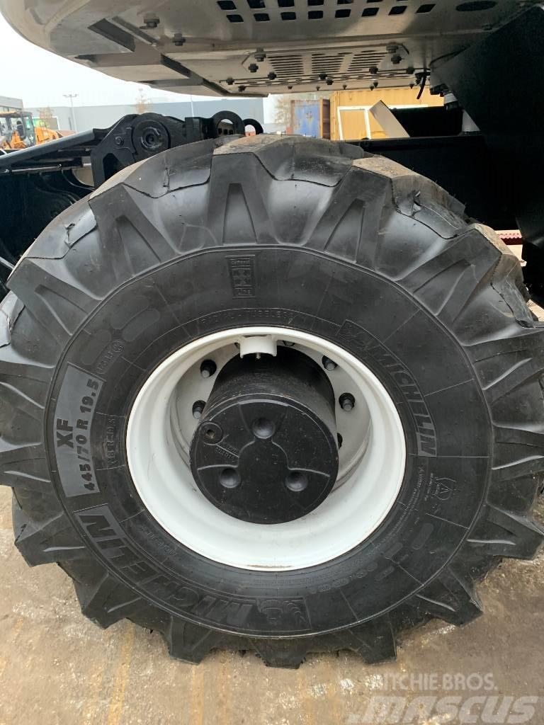 Michelin 18R 19.5 Däck, hjul och fälgar