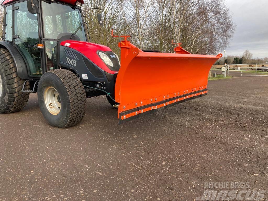 Ditch Witch Tomlinson 8 ft hydraulic snow plough Sopmaskiner