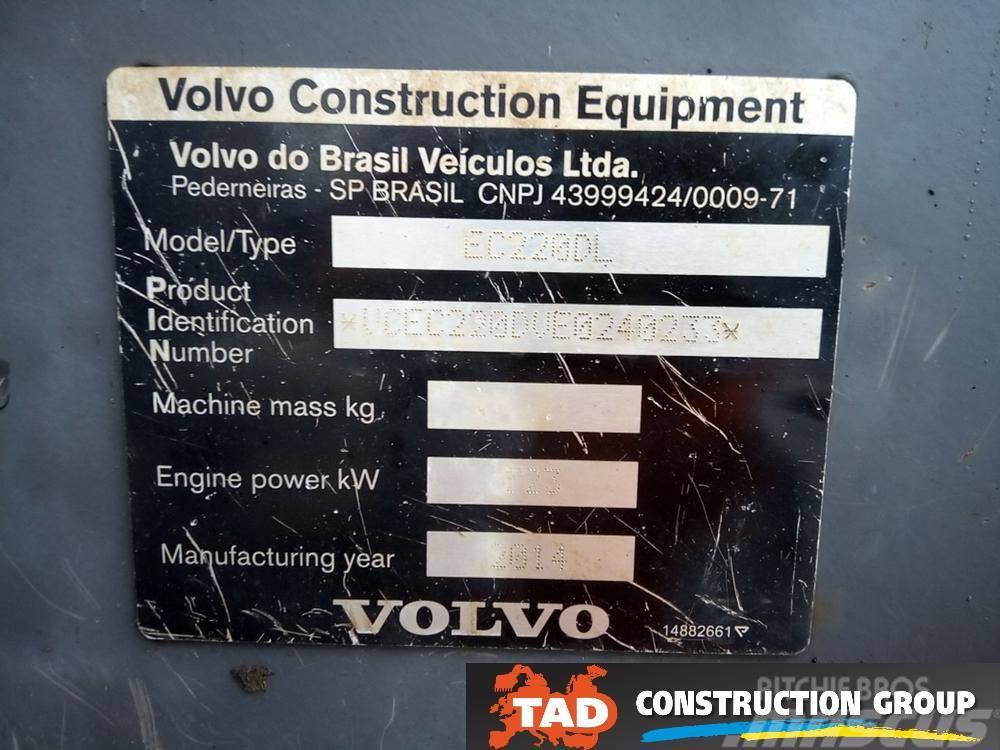Volvo EC 220 DL Bandgrävare