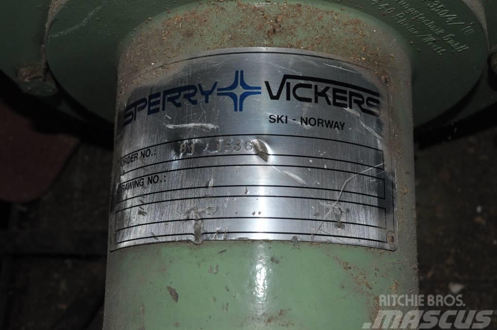 Vickers Sperry Redskap till skogsmaskiner