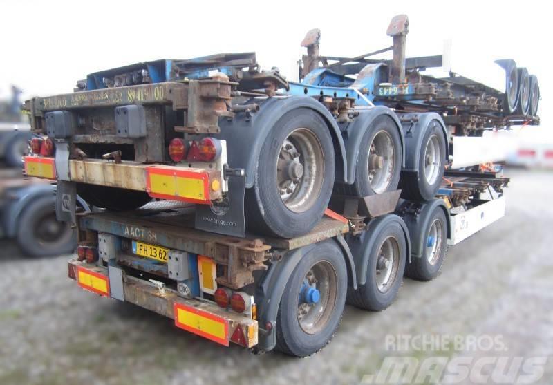 Krone Chassi - 3stack high, year 2006 Containertrailer